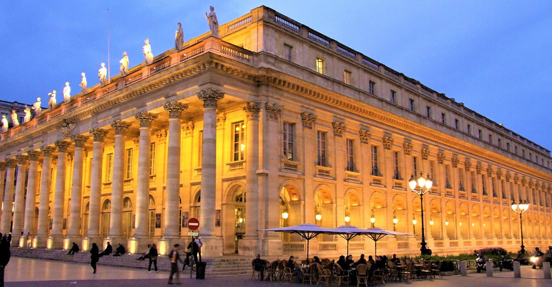 Vue du théâtre de Bordeaux